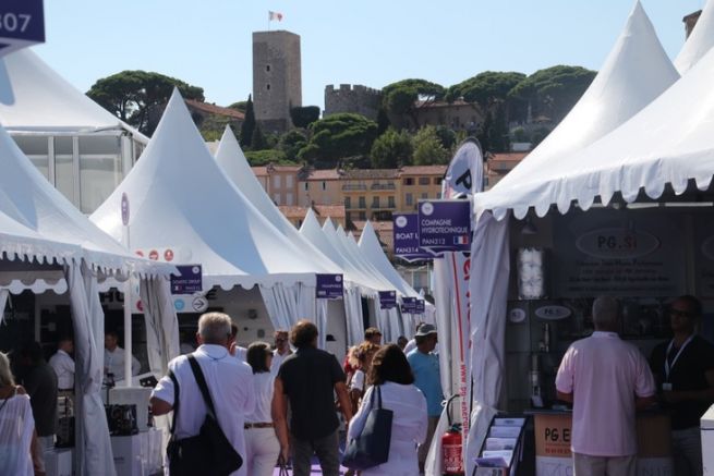 Alle des quipementiers au Cannes Yachting Festival