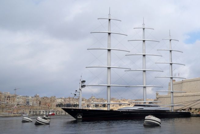 Le Maltese Falcon construit par Perini Navi