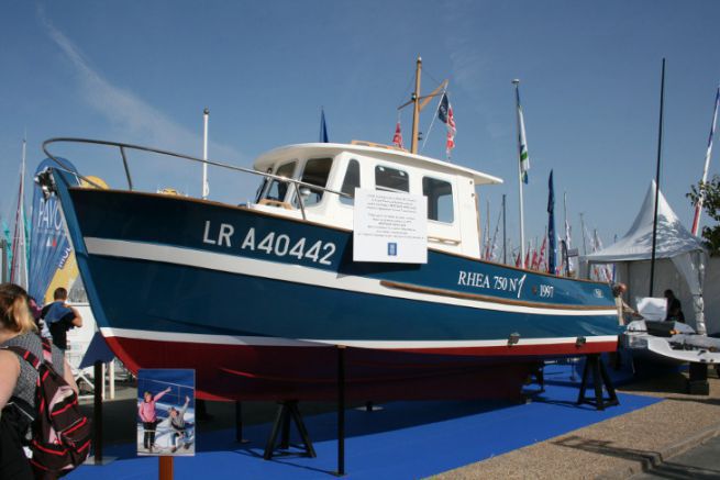 Le Rhea 750 N1, premier bateau de Rhea Marine, expos au Grand Pavois de La Rochelle