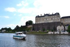 Anjou Navigation a converti son bateau  la motorisation lectrique