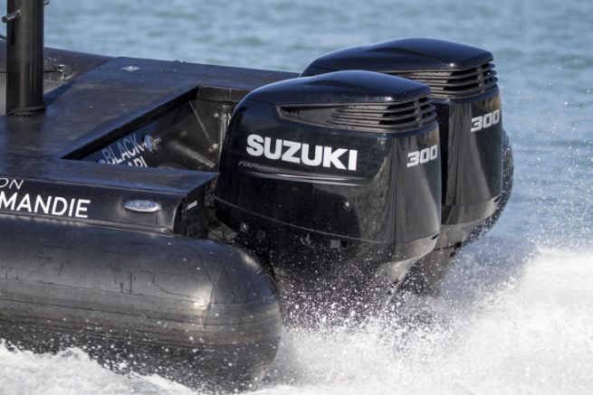 Double motorisation hors-bord Suzuki