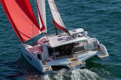 Neel Trimarans change de main