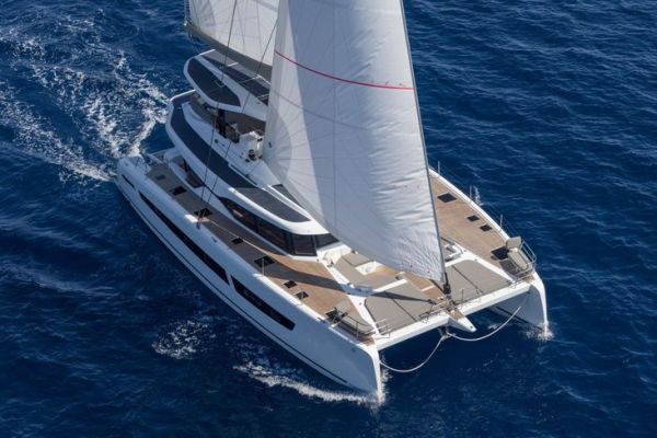 Fountaine Pajot renforce sa présence en Grèce