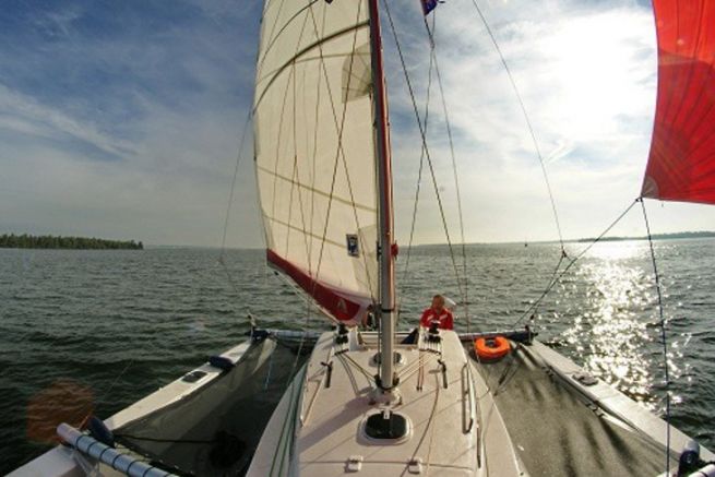 Vue du trimaran Astus 24 d'Astus Boats