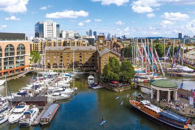 Saint Katharine's Docks o aura lieu le London Luxury Afloat