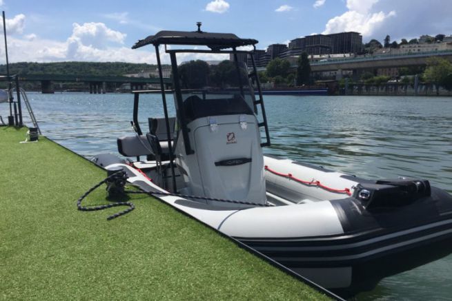 L'Open 5.5 de Zodiac en essai sur la Seine chez Click&Boat